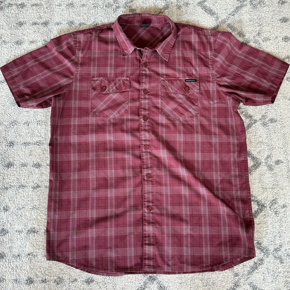 Oakley Mens Casual Button Down Size Large